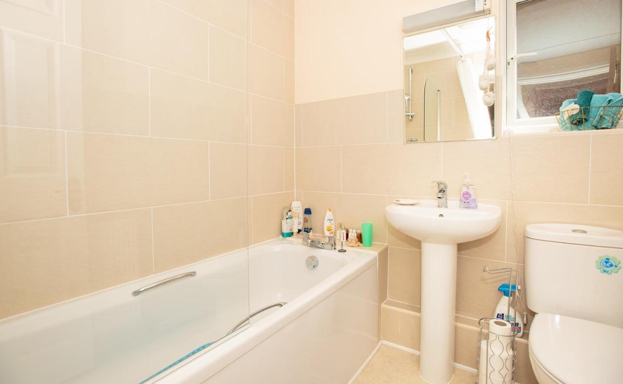 ホテル Luxury House In Warsash. エクステリア 写真